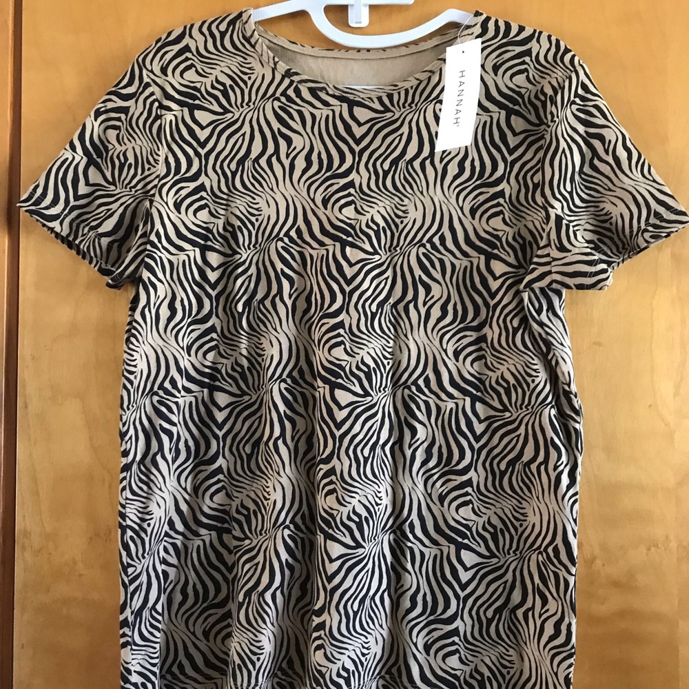 Hannah Women's Zebra Print Short Sleeve Top - Tan & Black